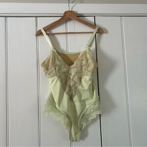Lace Bodysuit in Light Green